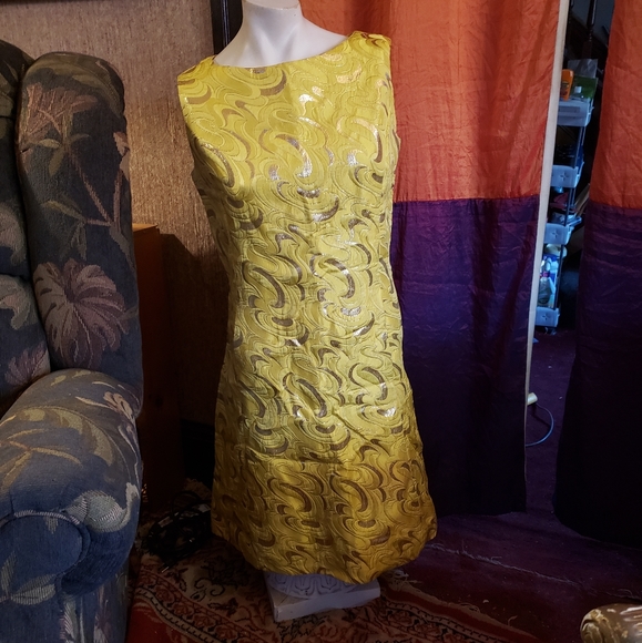 Dresses & Skirts - Vintage yellow and gold dress